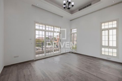 Villa in The Villa, Dubai 5 bedrooms, 561.04 sq.m. № 136996 - photo 11
