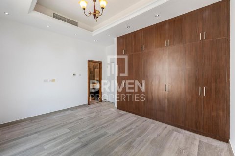 Villa in The Villa, Dubai 5 bedrooms, 561.04 sq.m. № 136996 - photo 16