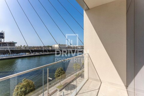 Appartement à Al Wasl, Dubai, 2 chambres, 123.28 m², № 136986 - photo 2