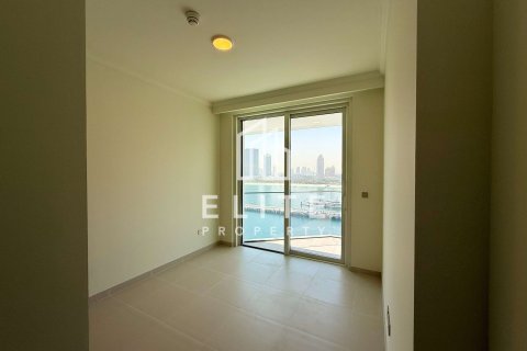 Apartment in EMAAR Beachfront, Dubai Harbour, Dubai 3 bedrooms, 181 sq.m. № 38718 - photo 6