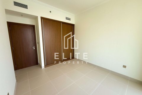Apartment in EMAAR Beachfront, Dubai Harbour, Dubai 3 bedrooms, 181 sq.m. № 38718 - photo 7