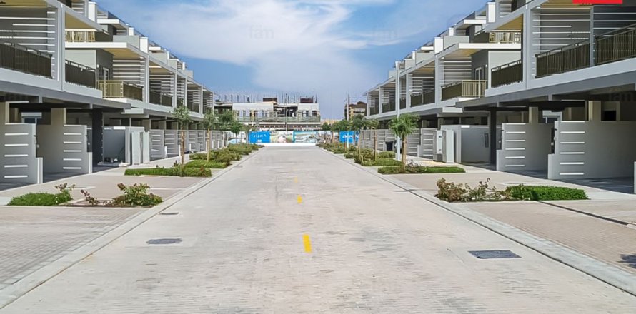 تاون هاوس في دبي 3 غرف نوم, 112.2 م² رقم 96434