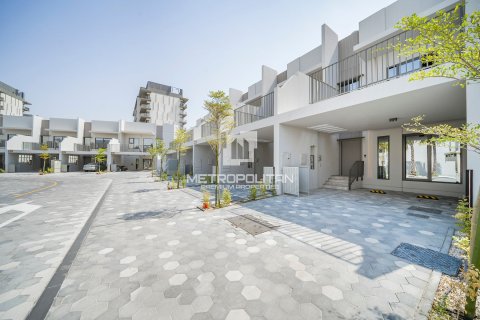Купить таунхаус в District 7, Мохаммед Бин Рашид Сити, Дубай: 2 спальни, 131м², № 16021 - фото 8