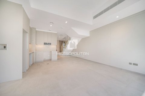 Купить таунхаус в District 7, Мохаммед Бин Рашид Сити, Дубай: 2 спальни, 131м², № 16021 - фото 2