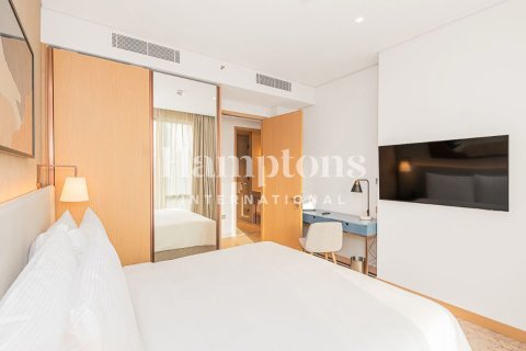 Apartment in Downtown Dubai (Downtown Burj Dubai), Dubai 3 bedrooms, 132.42022008 sq.m. № 63765 - photo 8