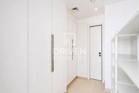 Apartment in City Walk, Dubai 3 bedrooms, 217.86 sq.m. № 129887 - photo 9