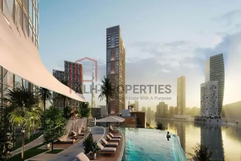 Apartment in Business Bay, Dubai 4 bedrooms, 398 sq.m. № 92801 - photo 13