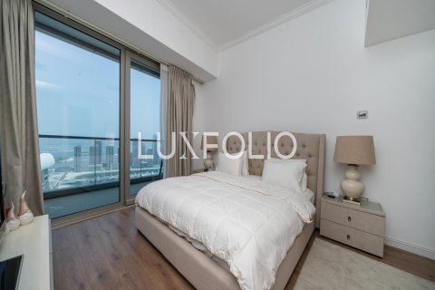 Apartment in Dubai Marina, Dubai 3 bedrooms, 156 sq.m. № 45934 - photo 12