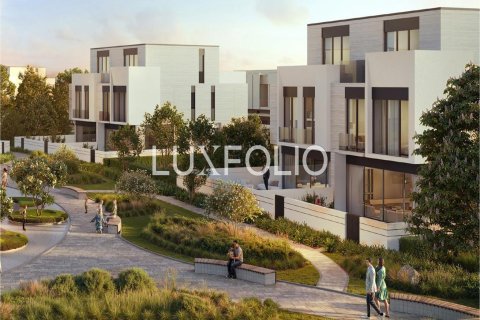 Villa in Jumeirah Golf Estates, Dubai 4 bedrooms, 263 sq.m. № 45936 - photo 16