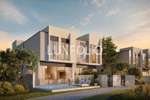 Villa in Jumeirah Golf Estates, Dubai 4 bedrooms, 263 sq.m. № 45936 - photo 1