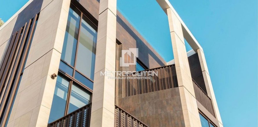 Villa in Jumeirah Bay Island, Jumeirah, Dubai 5 bedrooms, 540 sq.m. № 14886