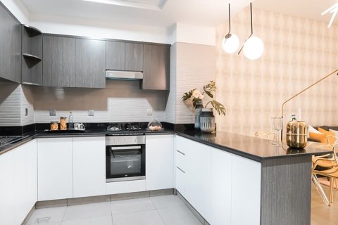 Apartment in BELLA ROSE in Dubai Science Park, Dubai 1 bedroom, 74 sq.m. № 30116 - photo 5