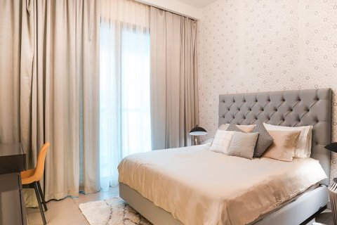 Apartment in BELLA ROSE in Dubai Science Park, Dubai 1 bedroom, 74 sq.m. № 30116 - photo 3