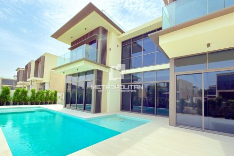 Villa in Golf Place, Dubai Hills Estate, Dubai 5 bedrooms, 808 sq.m. № 73038 - photo 1