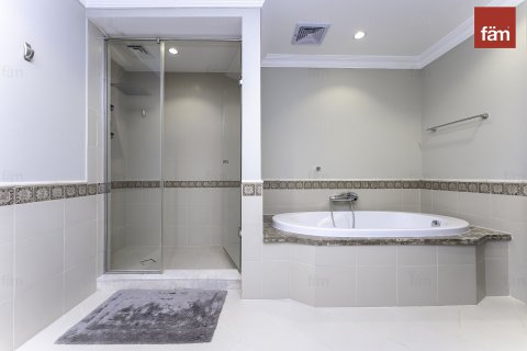 Townhouse in Palm Jumeirah, Dubai 4 bedrooms, 489 sq.m. № 47034 - photo 14