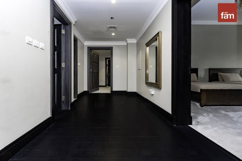 Townhouse in Palm Jumeirah, Dubai 4 bedrooms, 489 sq.m. № 47034 - photo 7