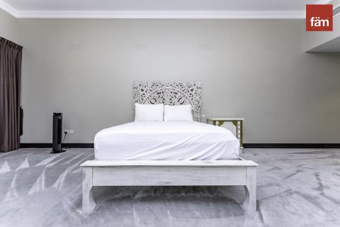 Townhouse in Palm Jumeirah, Dubai 4 bedrooms, 489 sq.m. № 47034 - photo 9