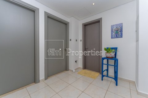 Villa à Dubai, 4 chambres, 501.5 m², № 40332 - photo 9