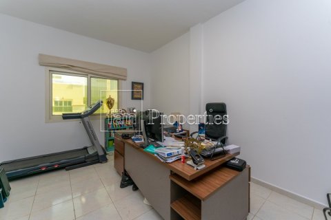 Villa à Dubai, 4 chambres, 501.5 m², № 40332 - photo 8