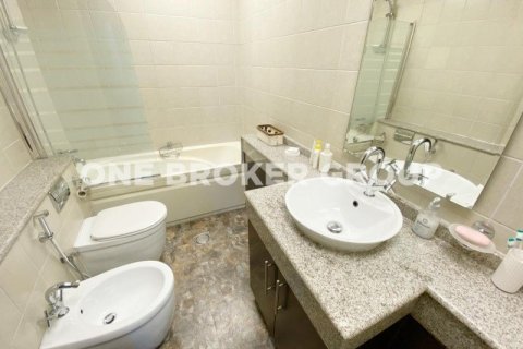 Apartment in Dubai Marina, Dubai 2 bedrooms, 116.9 sq.m. № 30453 - photo 8