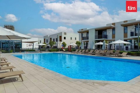 Adosado en Dubai, 3 dormitorios, 120.3 m², № 83717 - foto 13