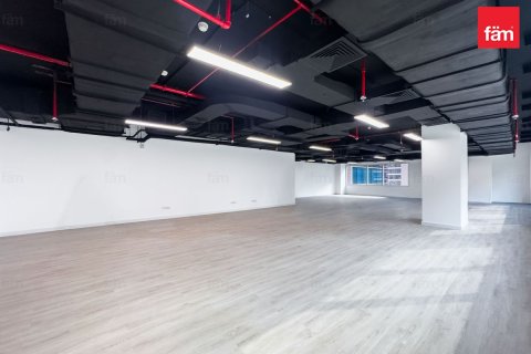 Oficina en Business Bay, Dubai, 185.2 m², № 83713 - foto 7