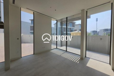 Villa à Nad Al Sheba 1, Nadd Al Sheba, Dubai, 4 chambres, 623.1 m², № 142441 - photo 10