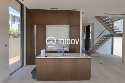 Villa à Nad Al Sheba 1, Nadd Al Sheba, Dubai, 4 chambres, 623.1 m², № 142441 - photo 8