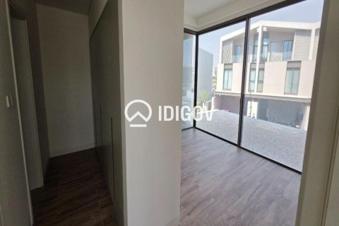 Villa à Nad Al Sheba 1, Nadd Al Sheba, Dubai, 4 chambres, 623.1 m², № 142441 - photo 24