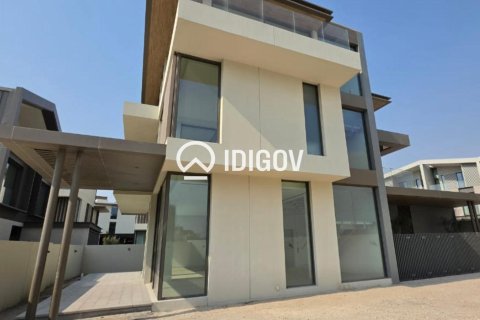 Villa in Nad Al Sheba 1, Nadd Al Sheba, Dubai 4 bedrooms, 623.1 sq.m. № 142441