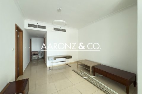 Apartamento en Jumeirah Lake Towers, Dubai, 1 dormitorio, 86.3 m², № 78287 - foto 3