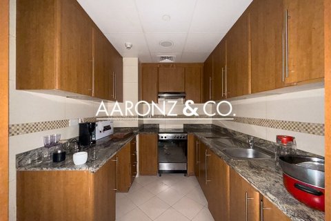 Apartamento en Jumeirah Lake Towers, Dubai, 1 dormitorio, 86.3 m², № 78287 - foto 9