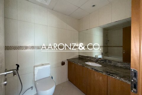 Apartamento en Jumeirah Lake Towers, Dubai, 1 dormitorio, 86.3 m², № 78287 - foto 10