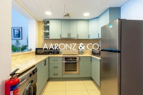 Apartamento en Jumeirah Lake Towers, Dubai, 1 dormitorio, 98 m², № 78288 - foto 10