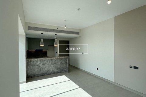 Снять в аренду квартиру в Дубае: 2 спальни, 105.4м², № 18724 - фото 2