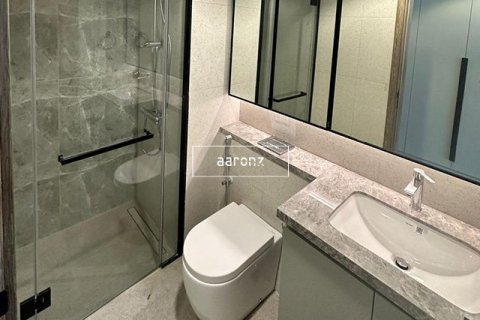 Снять в аренду квартиру в Дубае: 2 спальни, 105.4м², № 18724 - фото 12