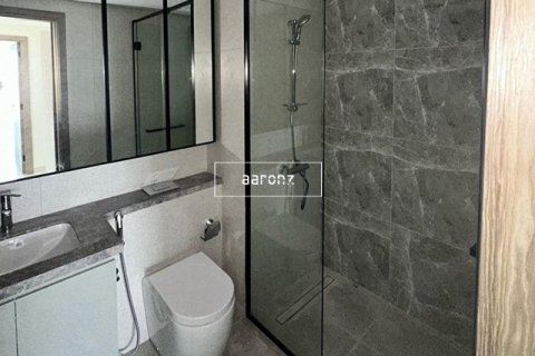 Снять в аренду квартиру в Дубае: 2 спальни, 105.4м², № 18724 - фото 13