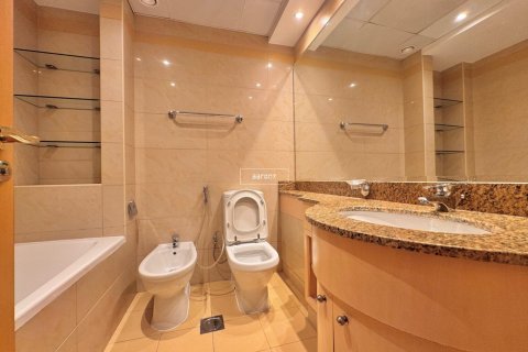 Apartment in Dubai Marina, Dubai 3 bedrooms, 265.4 sq.m. № 18725 - photo 15