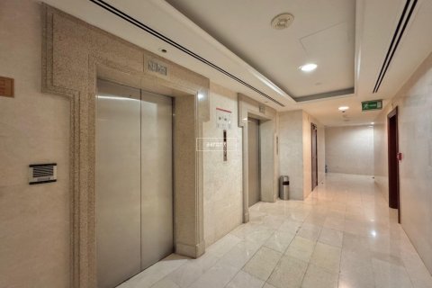 Apartment in Dubai Marina, Dubai 3 bedrooms, 265.4 sq.m. № 18725 - photo 21