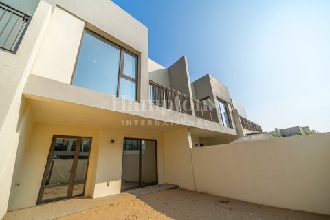 Villa in Dubai South (Dubai World Central), Dubai 3 bedrooms, 137.68224600 sq.m. № 101391 - photo 5