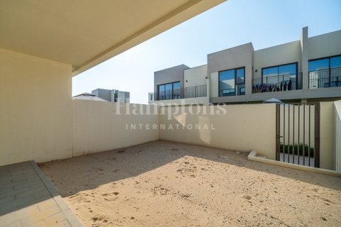 Villa in Dubai South (Dubai World Central), Dubai 3 bedrooms, 137.68224600 sq.m. № 101391 - photo 9