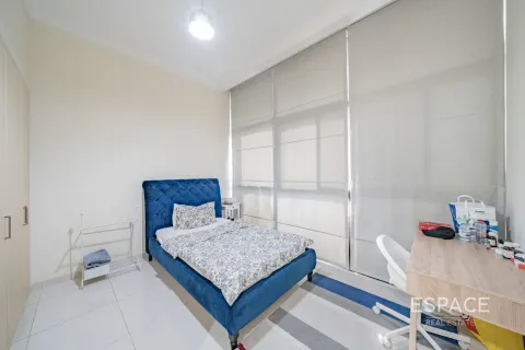 Townhouse in DAMAC Hills (Akoya by DAMAC), Dubai 4 bedrooms, 297 sq.m. № 71110 - photo 6