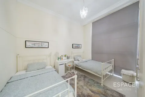 Townhouse in DAMAC Hills (Akoya by DAMAC), Dubai 4 bedrooms, 297 sq.m. № 71110 - photo 17
