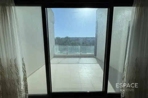 Купить виллу в Дубае: 4 спальни, 251м², № 71098 - фото 17