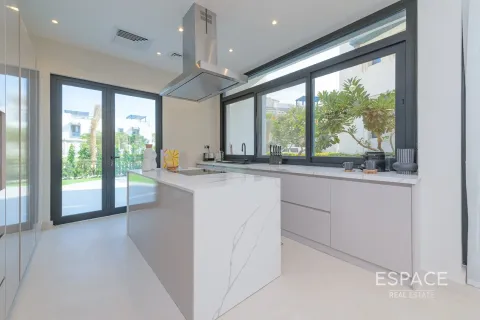 تاون هاوس في Palma Residences, نخلة جميرا, دبي 4 غرف نوم, 303 م² رقم 71111 - صورة 4