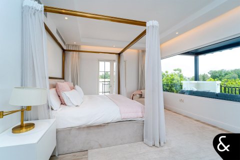 فيلا في عقارات جميرا للغواف, دبي 6 غرف نوم , 975 م² رقم 75912 - صورة 13