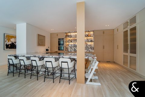 فيلا في عقارات جميرا للغواف, دبي 6 غرف نوم , 975 م² رقم 75912 - صورة 10