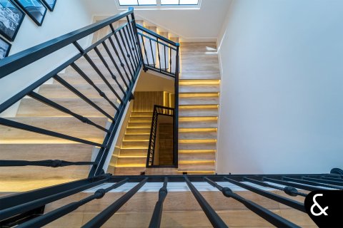 فيلا في عقارات جميرا للغواف, دبي 6 غرف نوم , 975 م² رقم 75912 - صورة 12