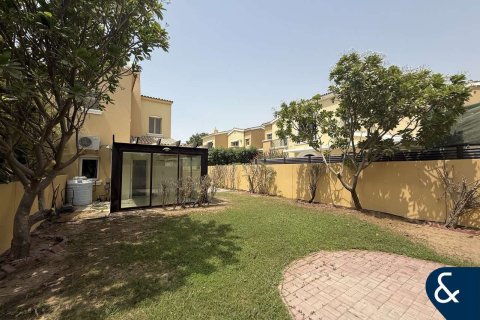 Villa in Arabian Ranches, Dubai 3 bedrooms, 206 sq.m. № 75923 - photo 1