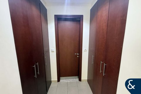 Villa in Arabian Ranches, Dubai 3 bedrooms, 206 sq.m. № 75923 - photo 20